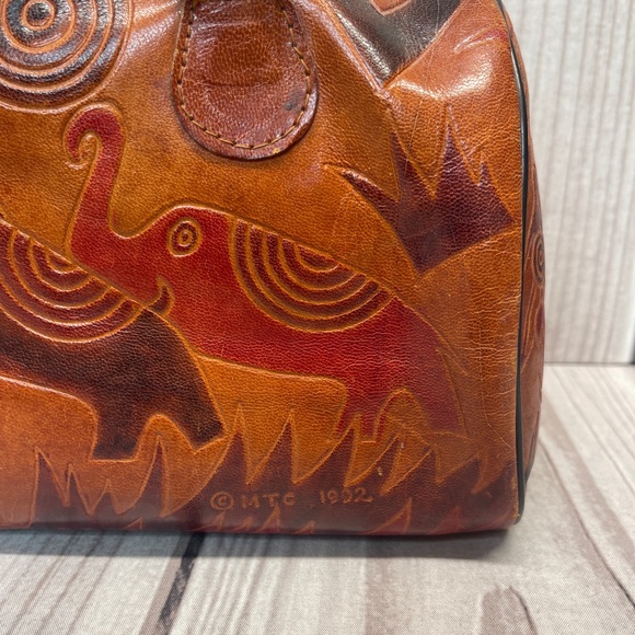 Emily Ann of Boca Raton Tooled Leather Handbag Purse Elephant Print - Picture 6 of 12